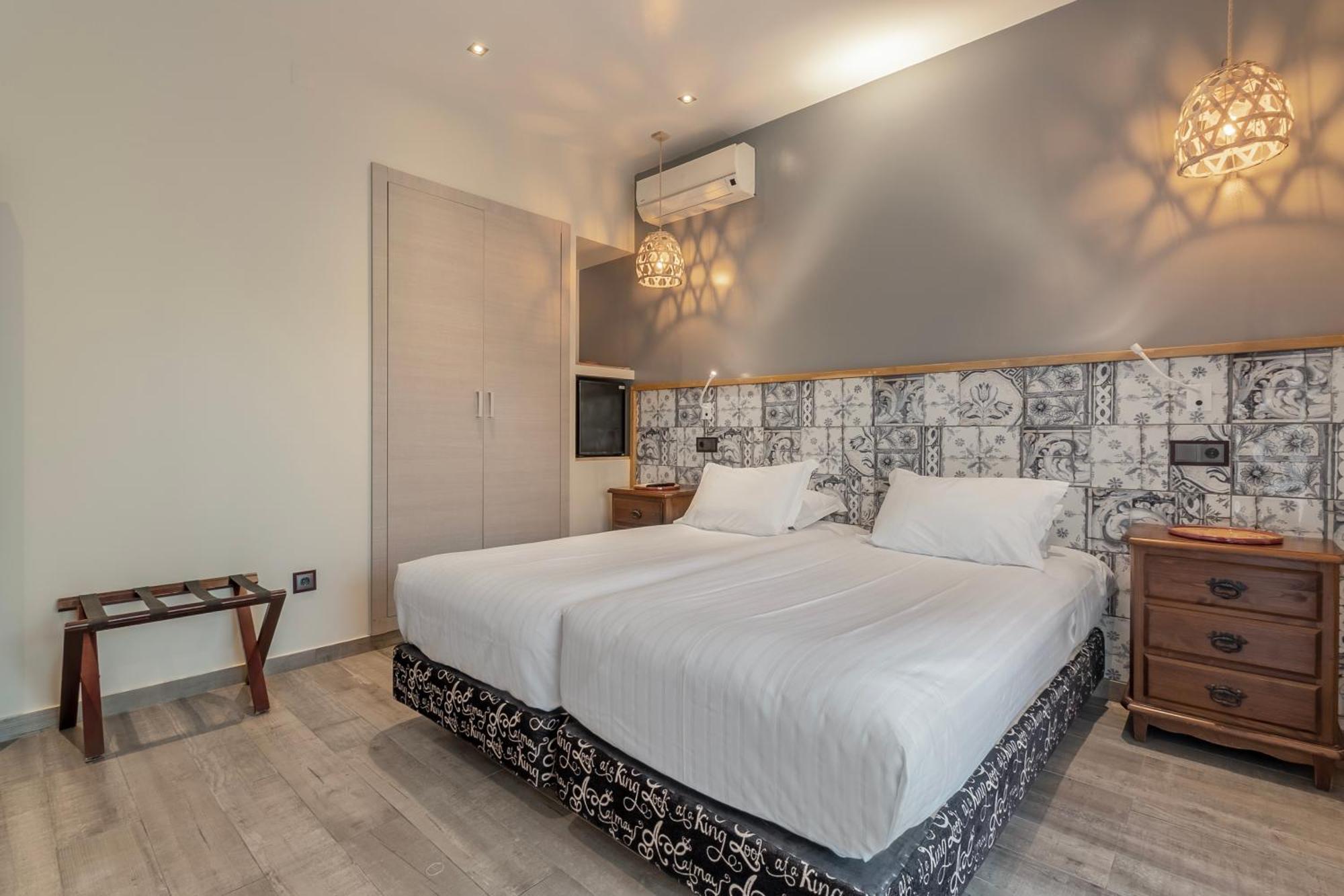 Chambre Double ou Lits Jumeaux avec Terrasse