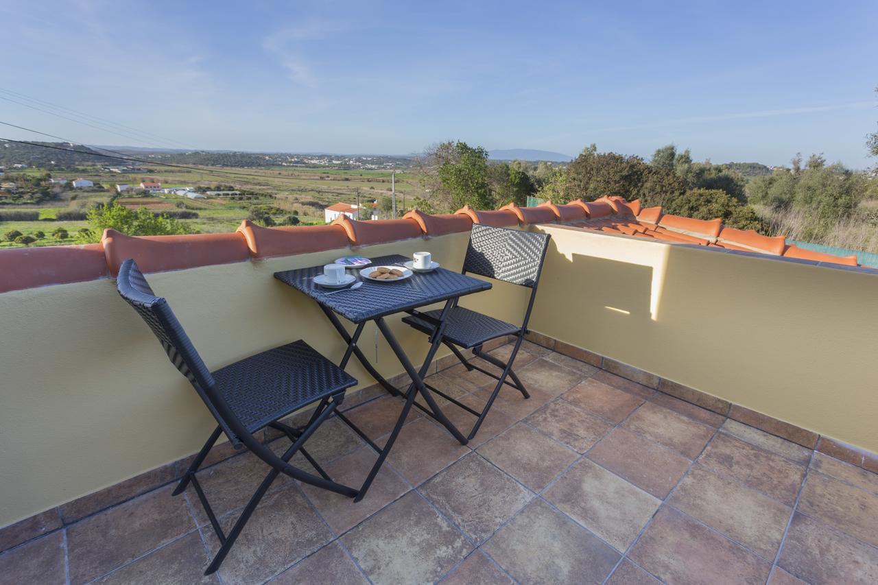 Suite Lit King-Size avec Balcon