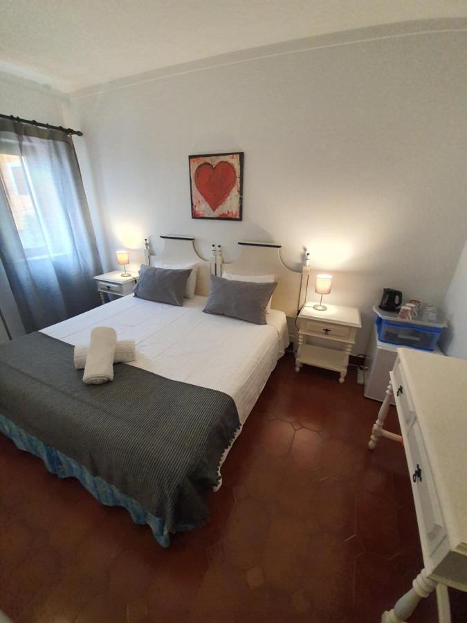 Chambre Double Économique avec Salle de Bains Commune Séparée