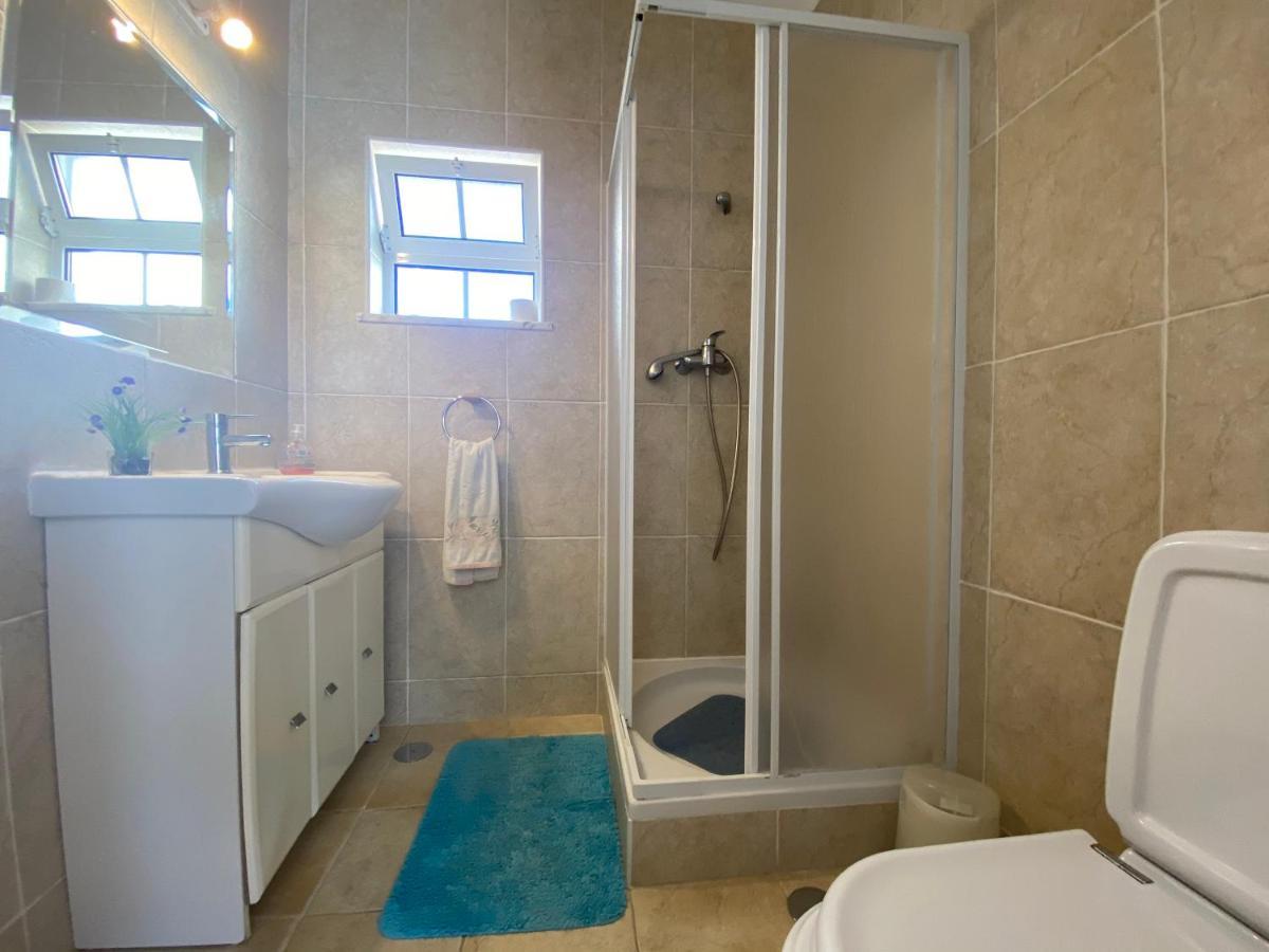 Chambre Double avec Salle de Bains Privative